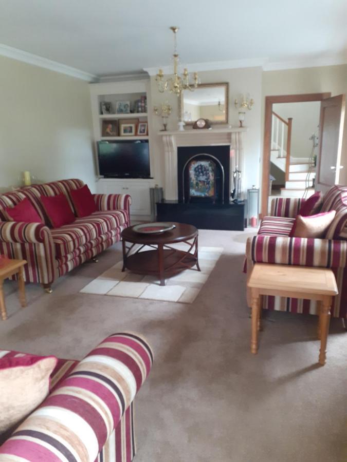 Single Or Twin Room In Lovely Country Residence Nobber 외부 사진