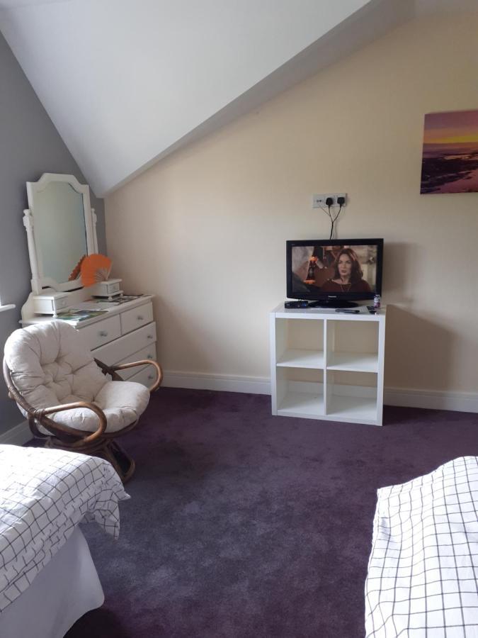 Single Or Twin Room In Lovely Country Residence Nobber 외부 사진